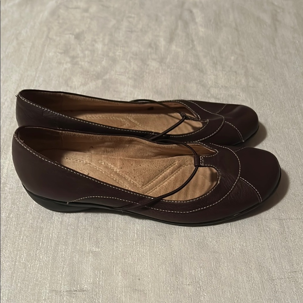 Natural Soul Brown Leather Flats - Picture 4 of 5